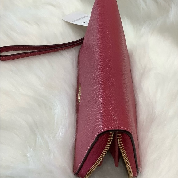 Coach C4451 Crossgrain Long Zip Around Wallet Wristlet Strawberry Haze - Picture 5 of 10